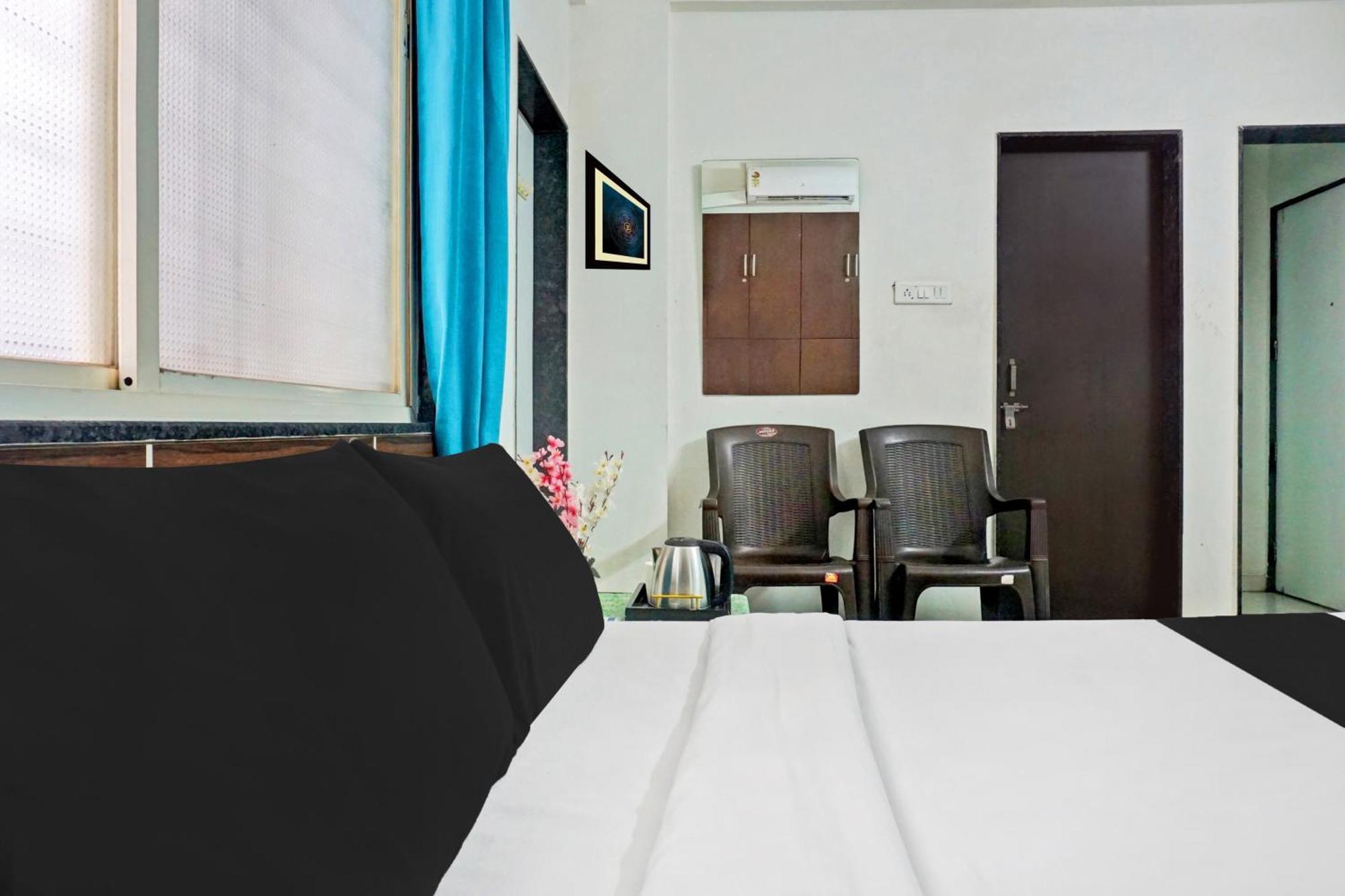 Hotel O Pristine Пюн Екстериор снимка